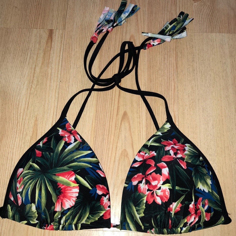Floral baiting suit top